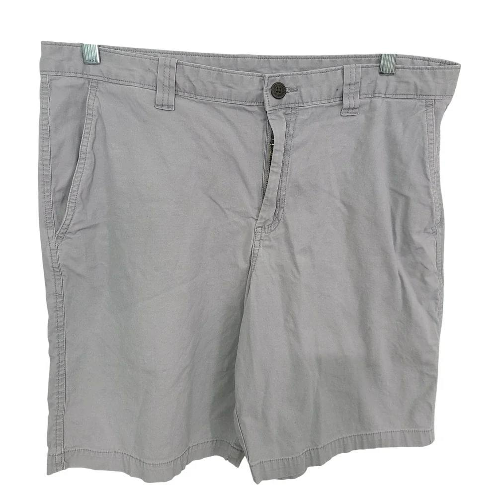 Magellan Outdoors Mens 33W Gray Flat Front Stretch Cotton Hiking‎ Shorts
